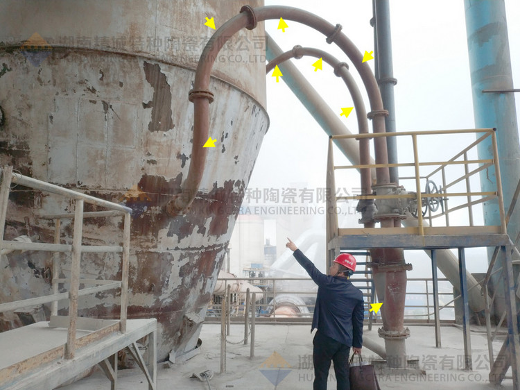 湖南mg冰球突破特特种陶瓷有限公司回访客户并审查耐磨陶瓷管道现场运行情形