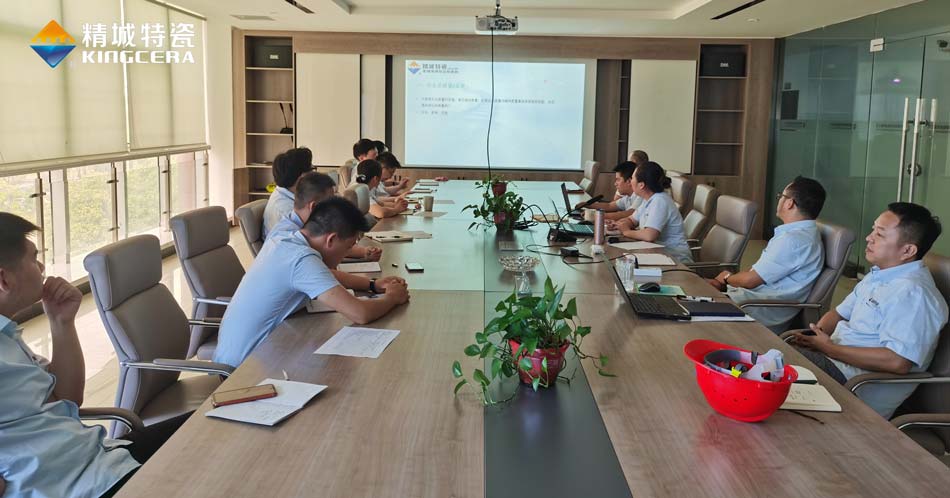 强化专业手艺，，，，，提高效劳水平  营销部开展营业手艺培训