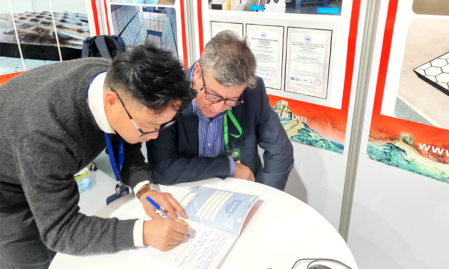 mg冰球突破·豪华版(试玩)官方网站